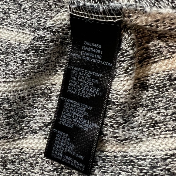 Forever 21 Striped Asymmetrical Button Cardigan size L - Picture 10 of 15